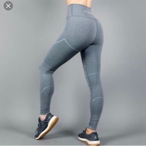 Alphalete revival legging